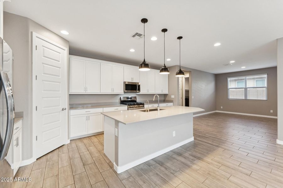 005-kitchen 005-kitchen