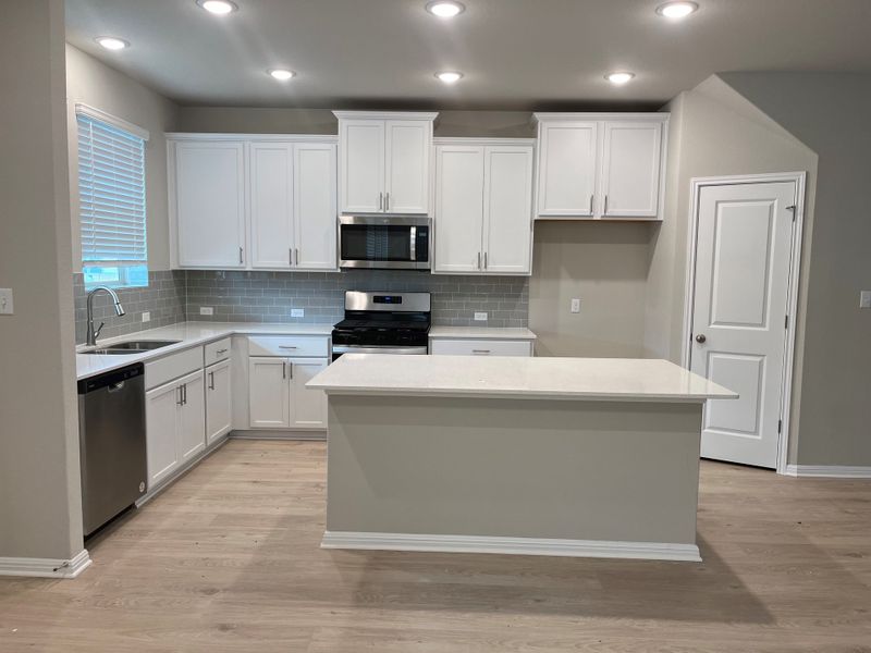 Image 4 of a home in Sage Hollow.