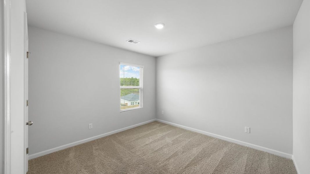 Spacious, unfurnished interior of a new home in Highland Hills, Graniteville (Image 23).