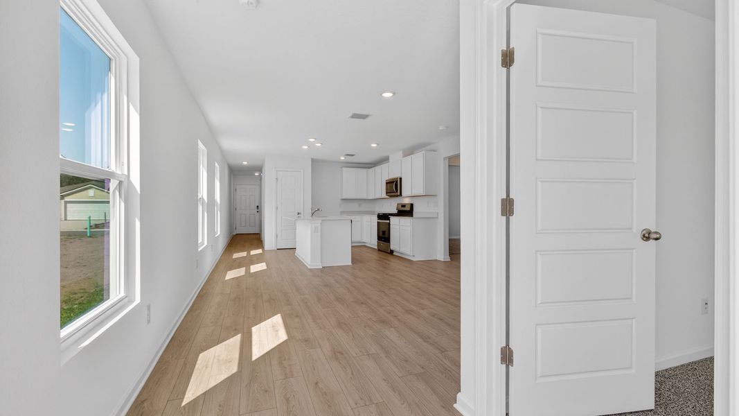 Representative unfurnished interior of a home built from the Downing by D.R. Horton in Copes Landing, Jacksonville (Image 26). Representative unfurnished interior of a home built from the Downing by D.R. Horton in Copes Landing, Jacksonville (Image 26).