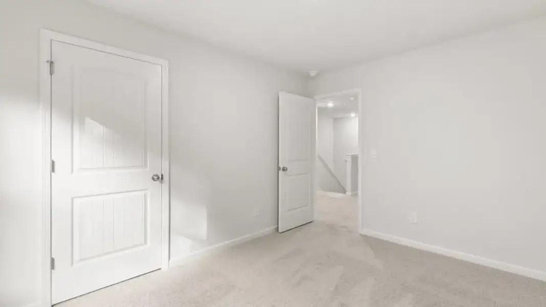 Spacious, unfurnished interior of a new home in Hughes Court, Dawsonville (Image 25). Spacious, unfurnished interior of a new home in Hughes Court, Dawsonville (Image 25).