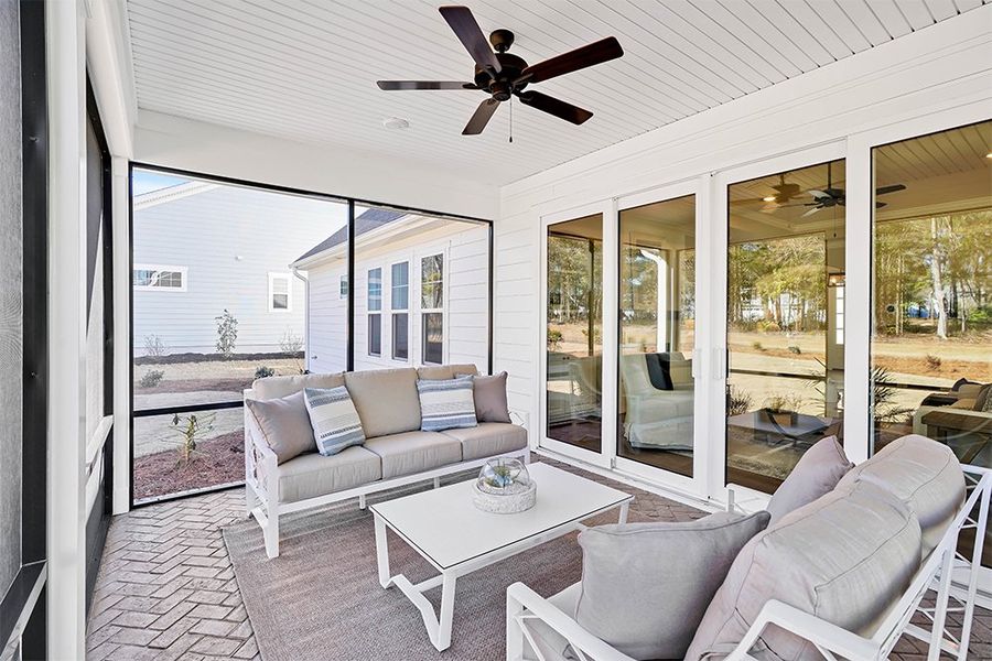 Pierre's Bay, Screened Loggia Pierre's Bay, Screened Loggia