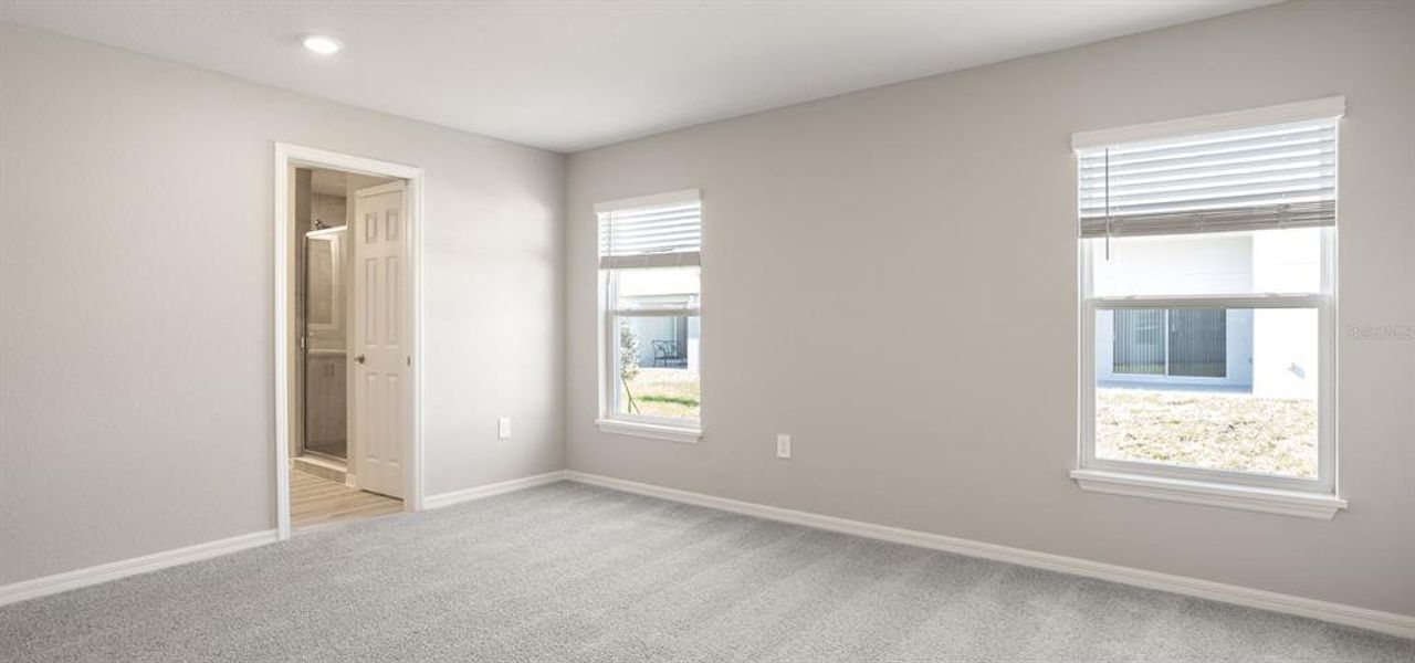 Spacious, unfurnished interior of a new home in VillaMar, Winter Haven (Image 15).