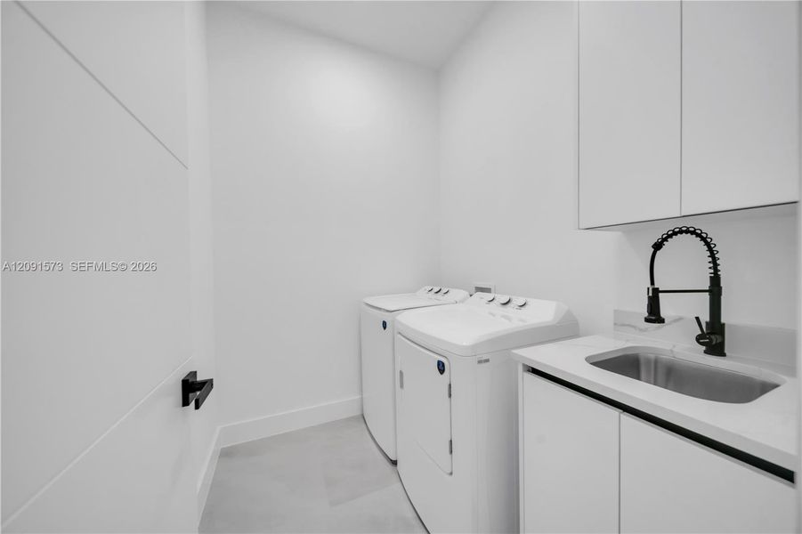 Image 22 of a home in .