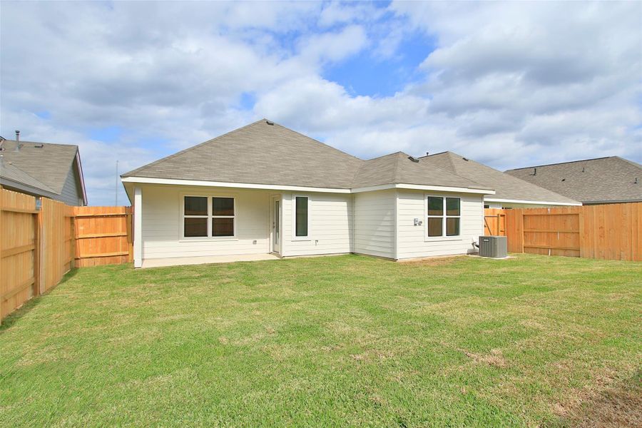 Exterior details and patio area of a home in Mostyn Springs, Magnolia (Image 19). Exterior details and patio area of a home in Mostyn Springs, Magnolia (Image 19).
