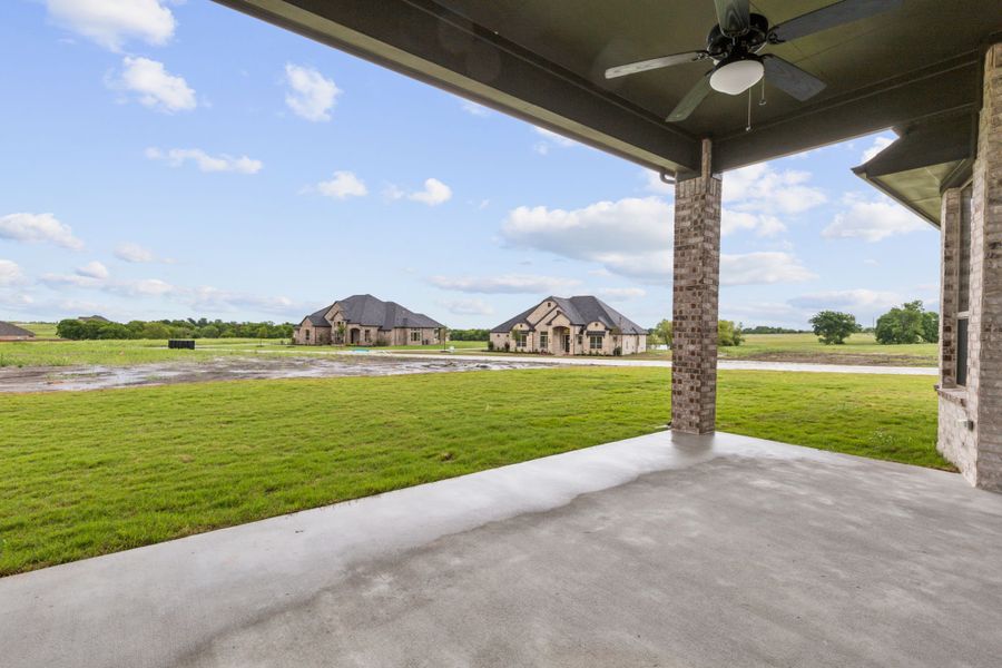 Image 13 representing the Alexandria by Chesmar Homes in Lakeway Estates, Waxahachie, TX.