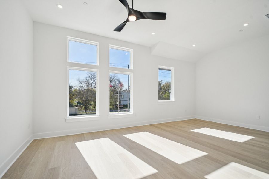 Spacious, unfurnished interior of a new home in Koenig Townhomes, Austin (Image 14).