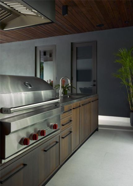 Close-up of interior finishes inside a home in , Pinecrest (Image 18).