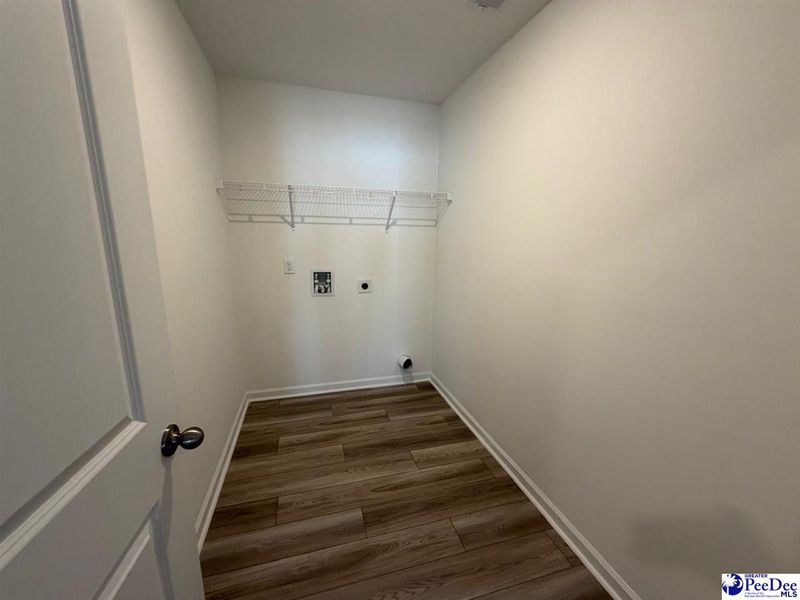 Spacious, unfurnished interior of a new home in The Grove, Florence (Image 23).