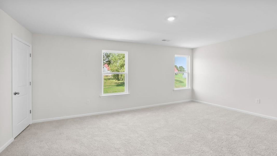 Spacious, unfurnished interior of a new home in Benjamin's Grove, Woodruff (Image 34). Spacious, unfurnished interior of a new home in Benjamin's Grove, Woodruff (Image 34).