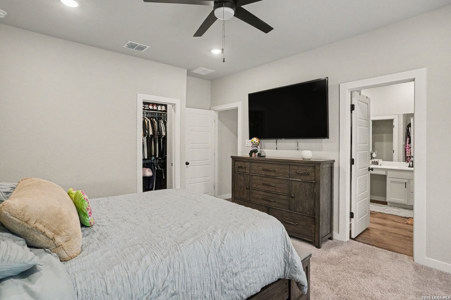 Furnished interior view inside a new home in , San Antonio (Image 26). Furnished interior view inside a new home in , San Antonio (Image 26).