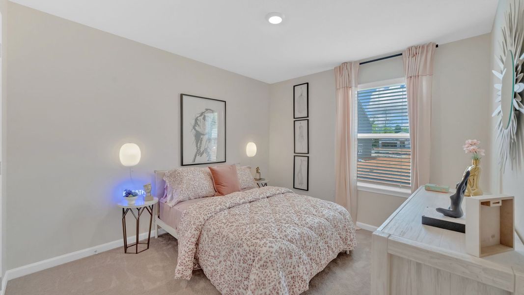 Furnished interior view inside a new home in Emory Creek, Harriman (Image 29).