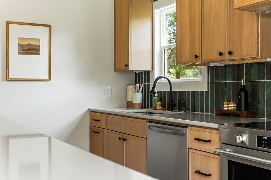 Furnished interior view inside a new home in , Austin (Image 36).