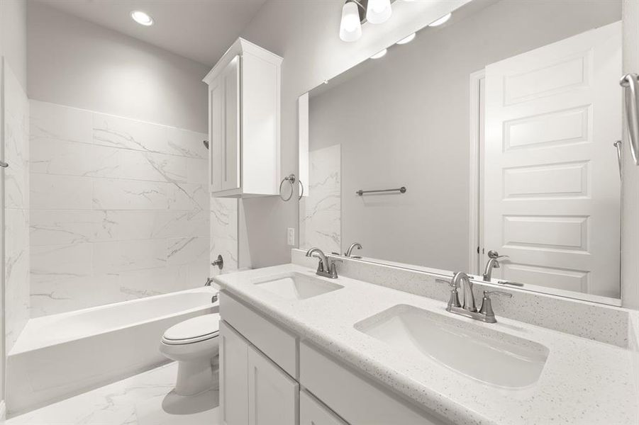 08. 3800 Lochwood - 2ND Bath