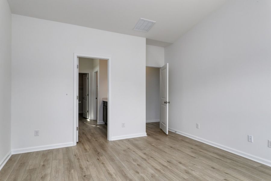 Spacious, unfurnished interior of a new home in Garden Grove, Conway (Image 32). Spacious, unfurnished interior of a new home in Garden Grove, Conway (Image 32).