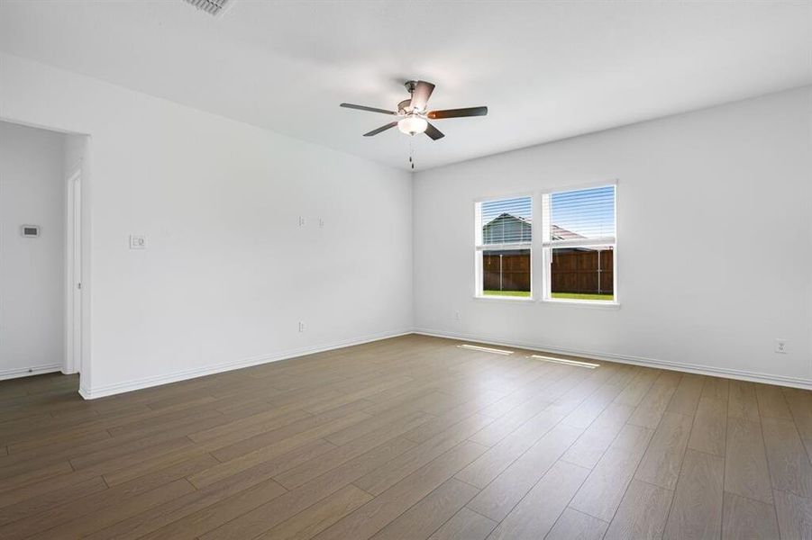 Spacious, unfurnished interior of a new home in River Ridge, Crandall (Image 18).