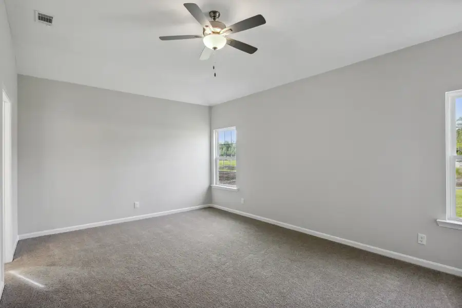 Representative unfurnished interior of a home built from the The Stafford by RTS Homes in Lakeside at Fifteen West, Hinesville (Image 42).