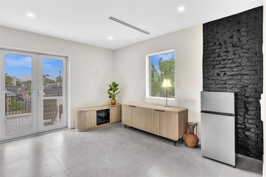 Furnished interior view inside a new home in , Miami (Image 33).