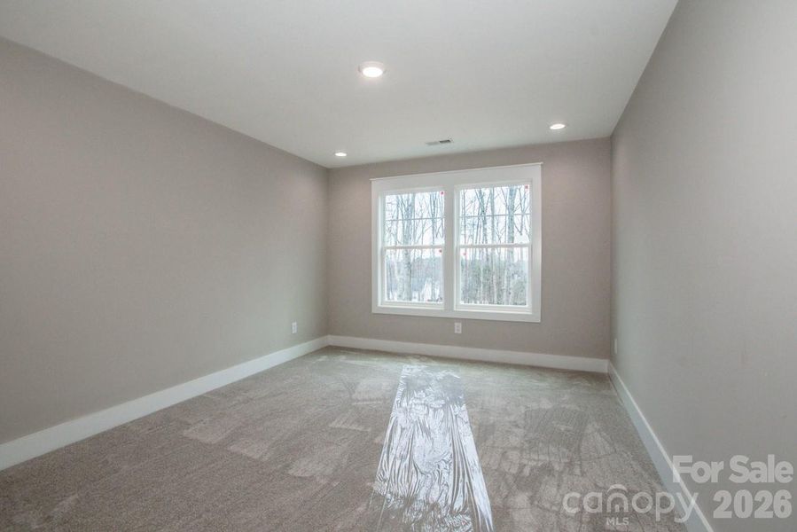 Image 44 of a home in .