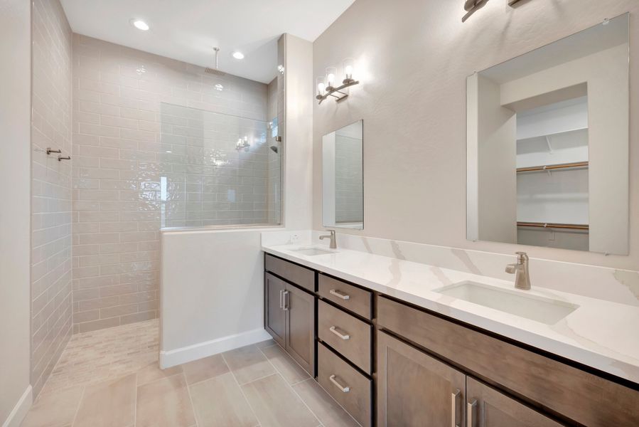 Owner's Bath Owner's Bath