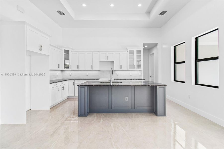 Furnished interior view inside a new home in , Lehigh Acres (Image 8).