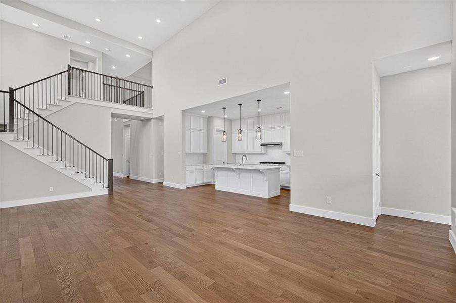 Spacious, unfurnished interior of a new home in Cambridge Crossing, Celina (Image 13).