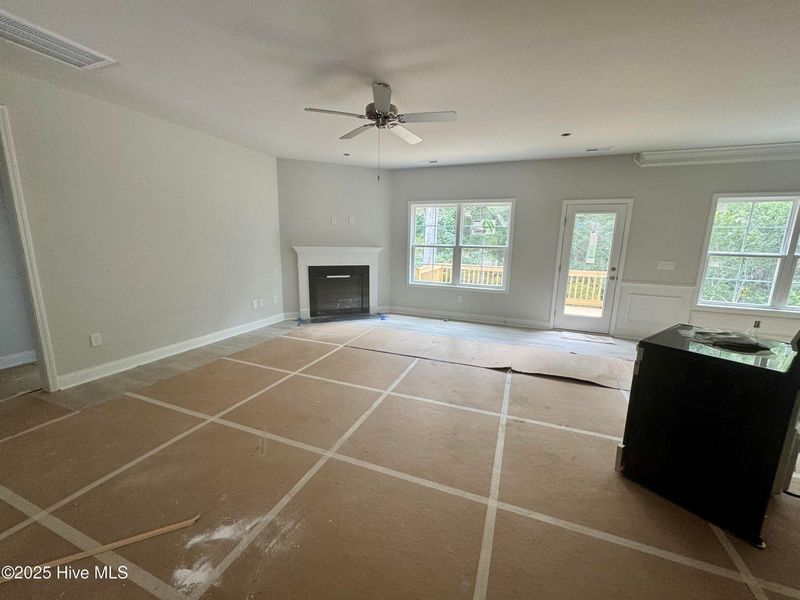 Spacious, unfurnished interior of a new home in Rutledge, Shallotte (Image 4). Spacious, unfurnished interior of a new home in Rutledge, Shallotte (Image 4).