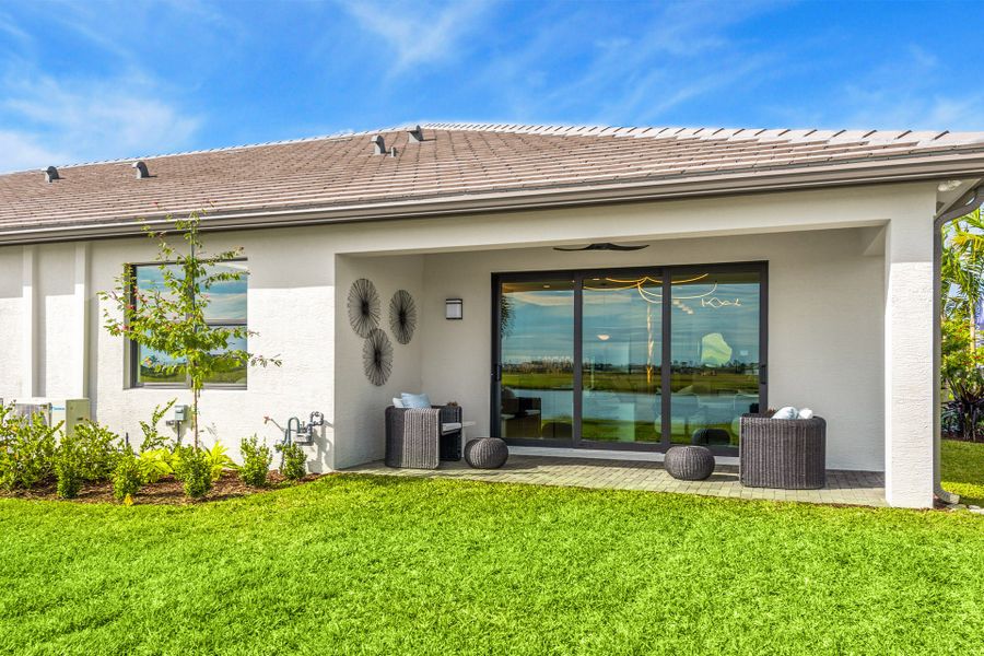 Representative exterior details of a home built from the Bismarck by GL Homes in Valencia Parc at Riverland, Port St. Lucie (Image 3).