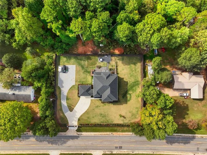 Image 84 of a home in .