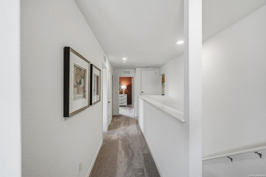 Spacious, unfurnished interior of a new home in Horizon Ridge, San Antonio (Image 21).