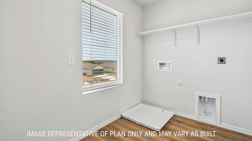 Spacious, unfurnished interior of a new home in Pecan Creek, Temple (Image 26). Spacious, unfurnished interior of a new home in Pecan Creek, Temple (Image 26).