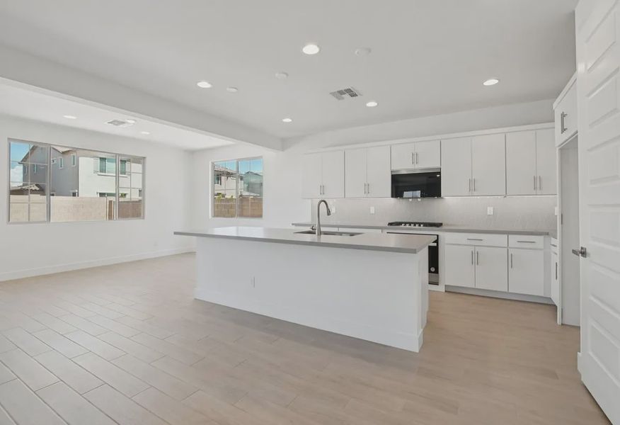 Kitchen - 4 of 13 Kitchen - 4 of 13