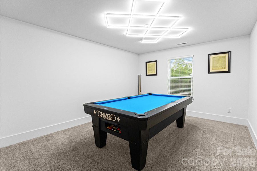 Image 40 of a home in .