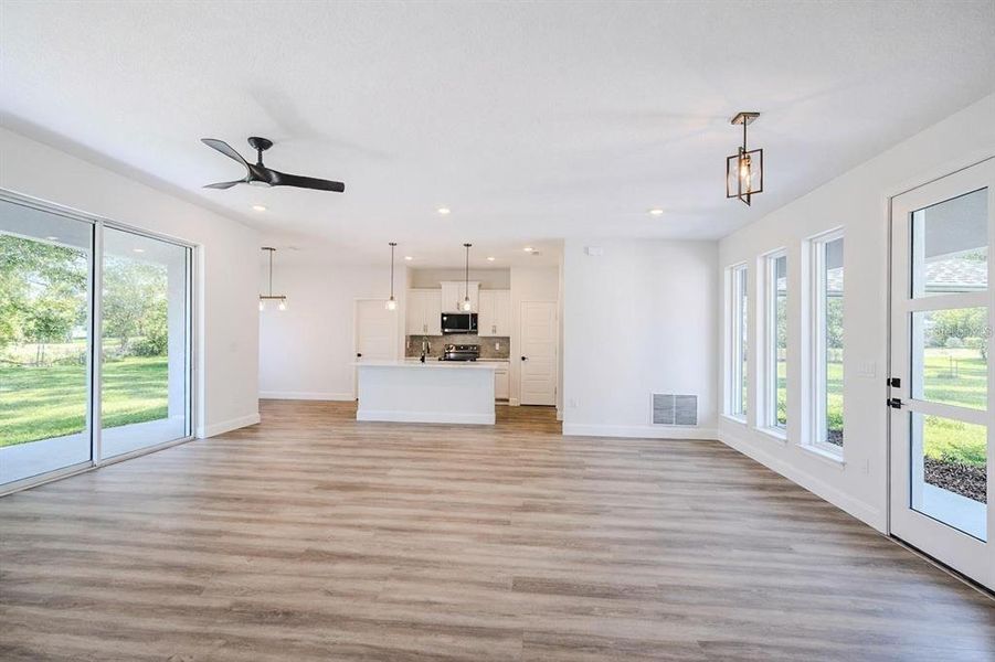 Spacious, unfurnished interior of a new home in , Palm Coast (Image 17).