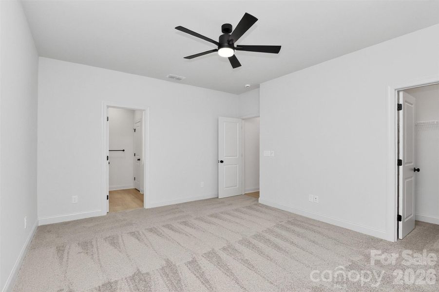 Spacious, unfurnished interior of a new home in , Concord (Image 24).