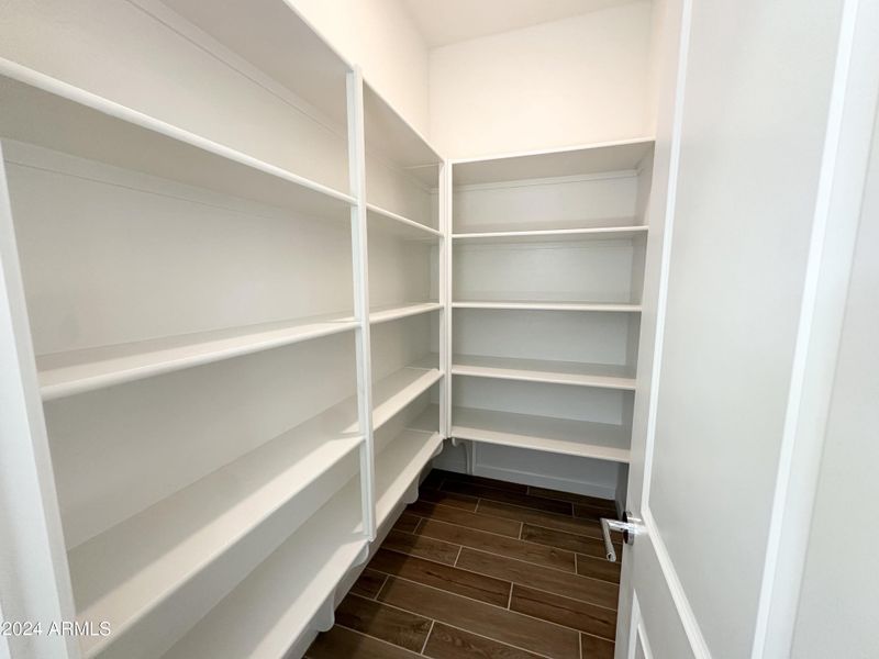 18 - Oversized Walk In Pantry