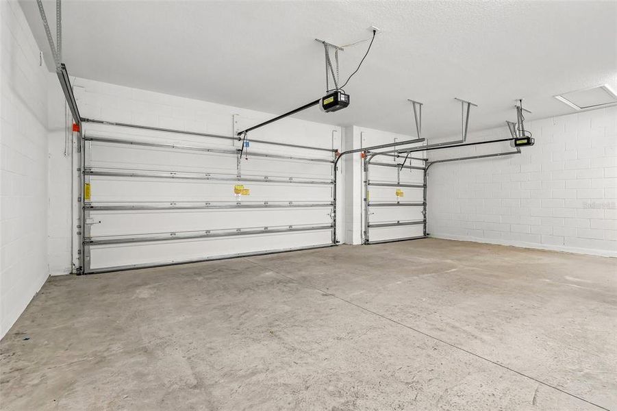 Spacious, unfurnished interior of a new home in Park View at the Hills, Minneola (Image 25).