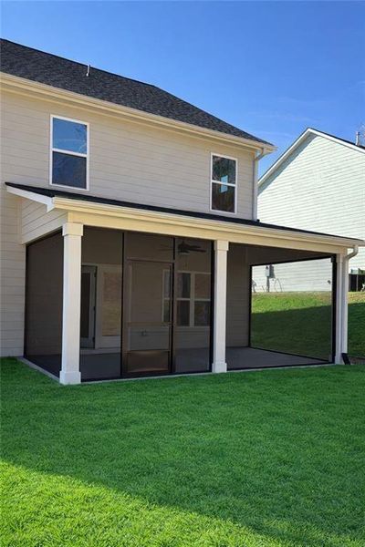 Exterior details and patio area of a home in , Dallas (Image 3).