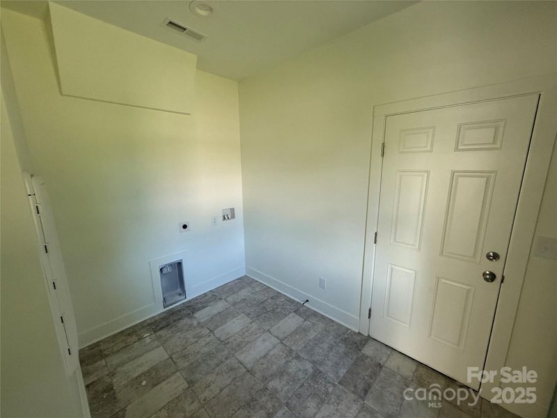 Spacious, unfurnished interior of a new home in , Mooresville (Image 21).