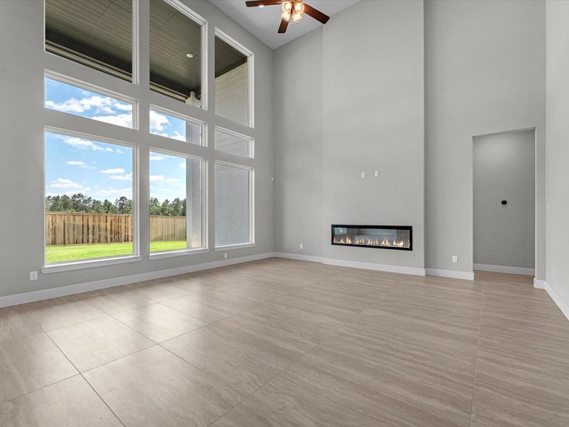 Spacious, unfurnished interior of a new home in Kresston, Montgomery (Image 20).