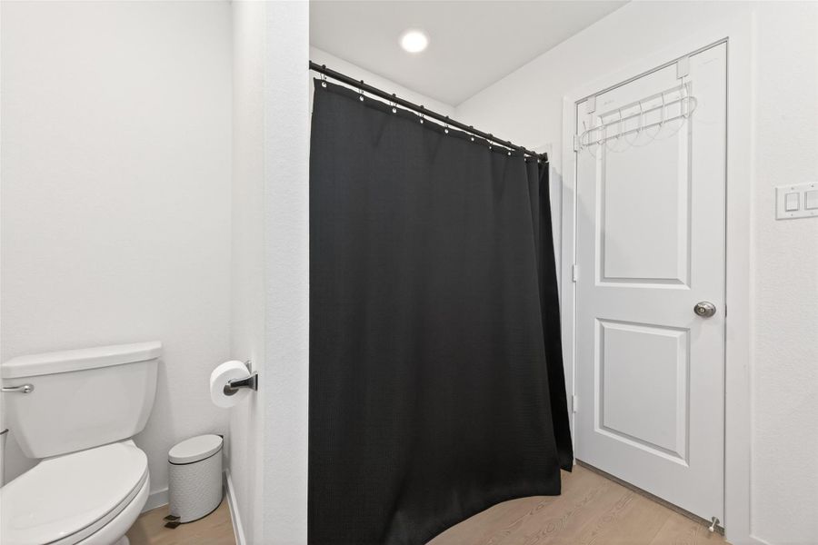 Furnished interior view inside a new home in Anniston, Katy (Image 10).