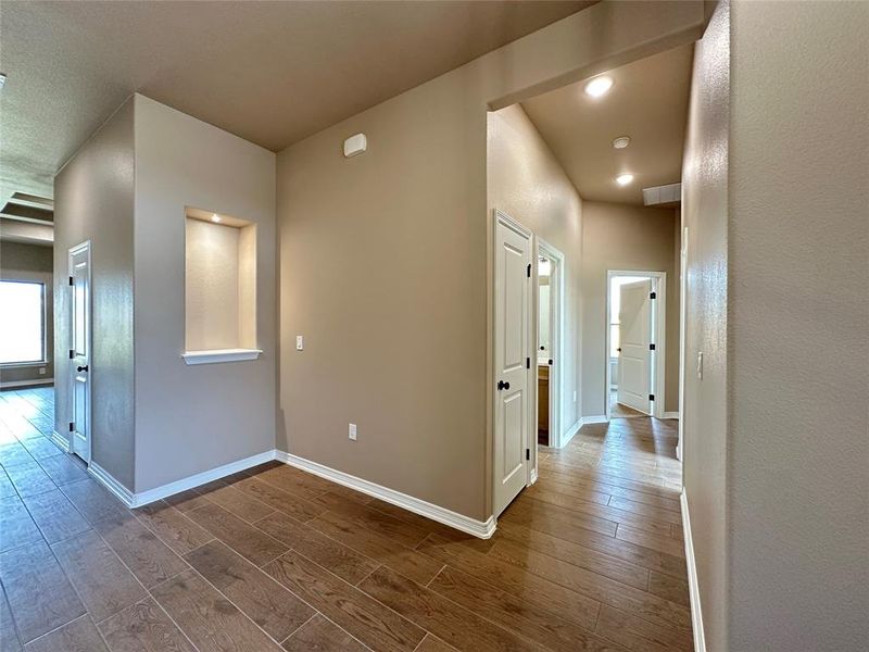 Spacious, unfurnished interior of a new home in , Lorena (Image 17).