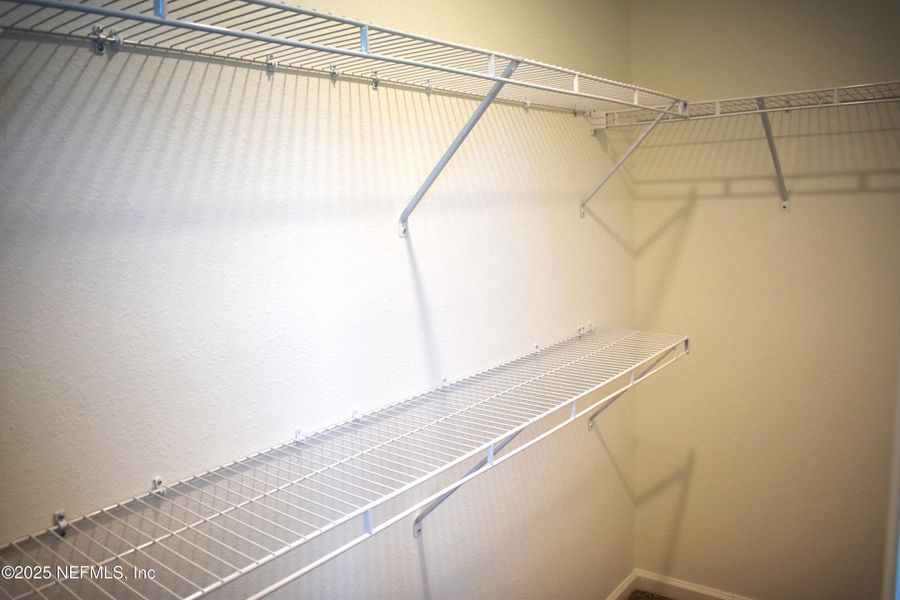 Spacious, unfurnished interior of a new home in Old Kings Trail, Jacksonville (Image 23). Spacious, unfurnished interior of a new home in Old Kings Trail, Jacksonville (Image 23).