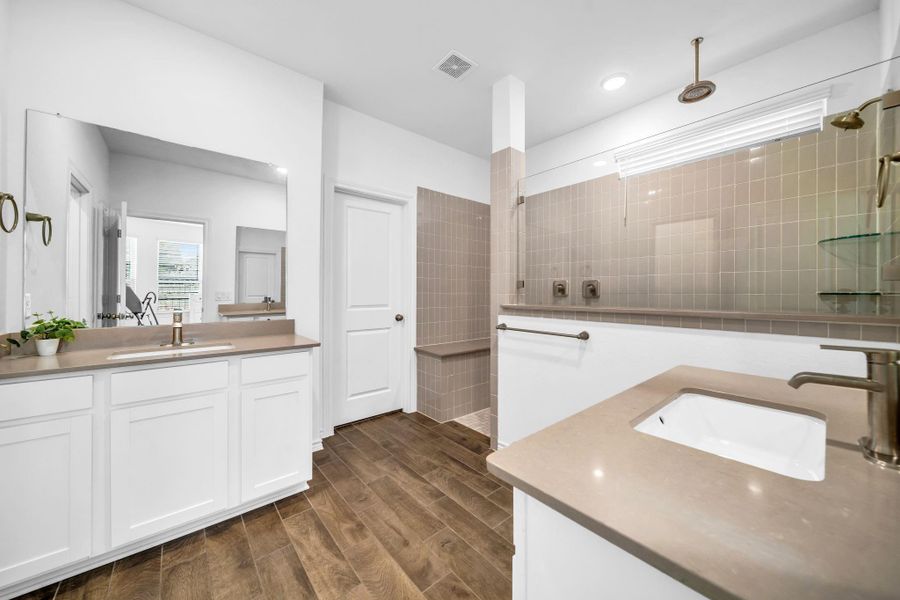 Furnished interior view inside a new home in Mavera, Conroe (Image 7).