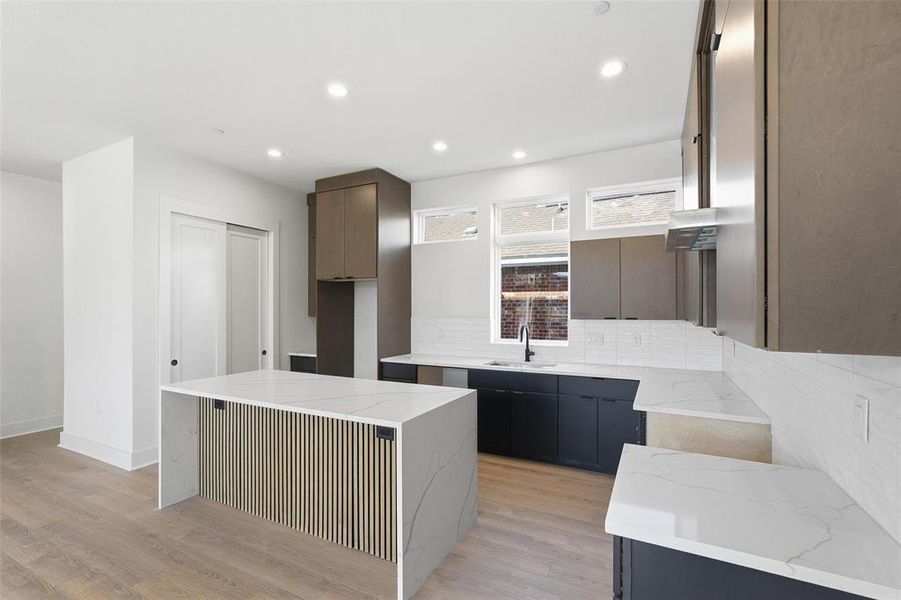 Furnished interior view inside a new home in , Dallas (Image 9).