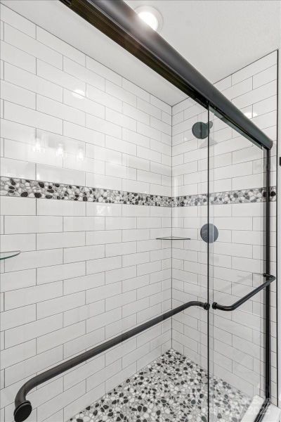 Image 42 of a home in .