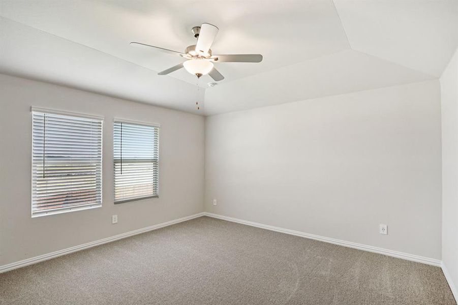 Spacious, unfurnished interior of a new home in Trails of Lavon - Spring Series, Lavon (Image 18).