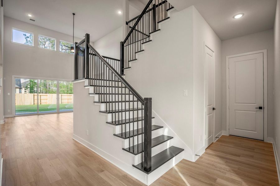 Spacious, unfurnished interior of a new home in ARTAVIA 70′ Lots, Conroe (Image 45).