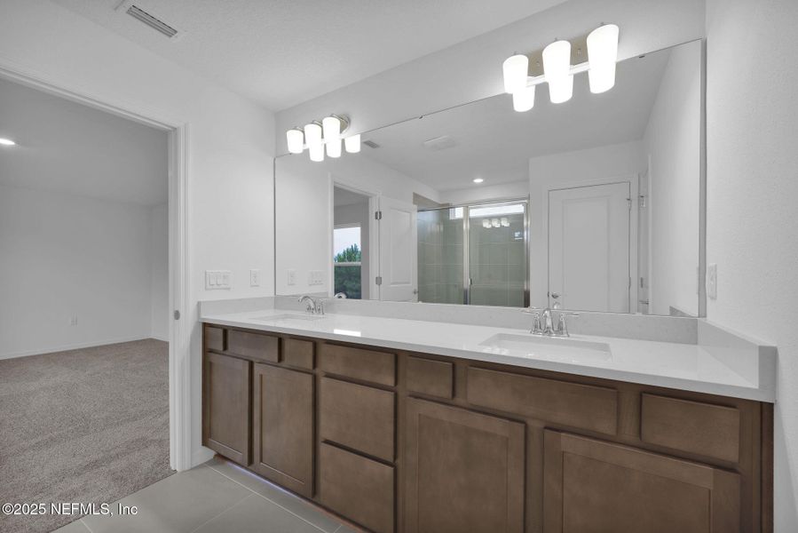 Furnished interior view inside a new home in Hyland Trail, Green Cove Springs (Image 10). Furnished interior view inside a new home in Hyland Trail, Green Cove Springs (Image 10).