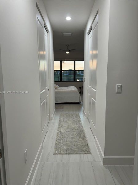 Spacious, unfurnished interior of a new home in , Port St. Lucie (Image 20).